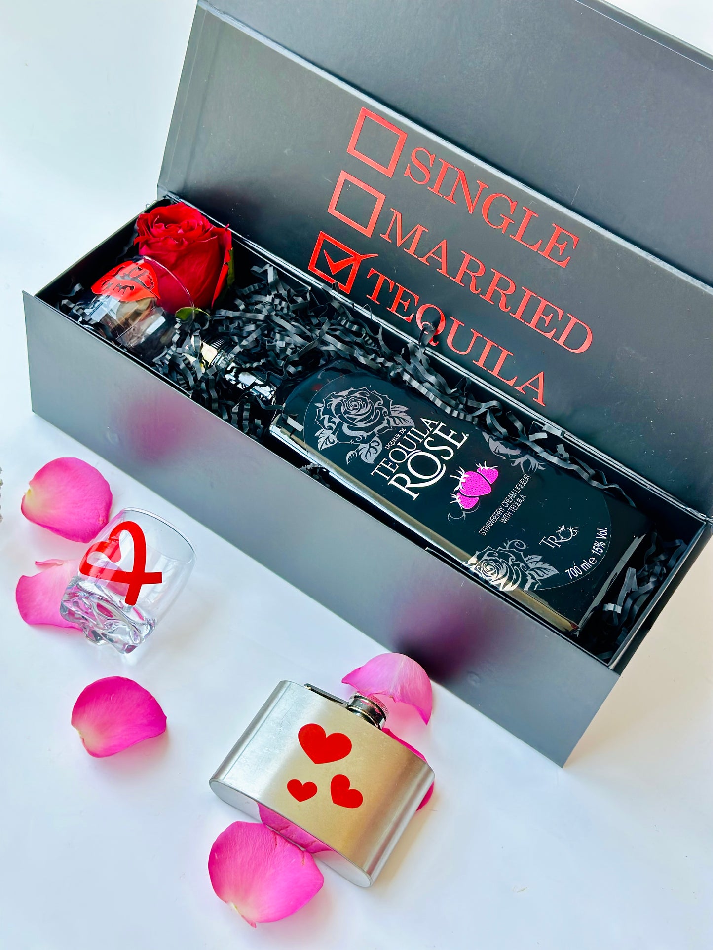 Love Stinks Let's Drink - Anti-Valentine's Gift Box
