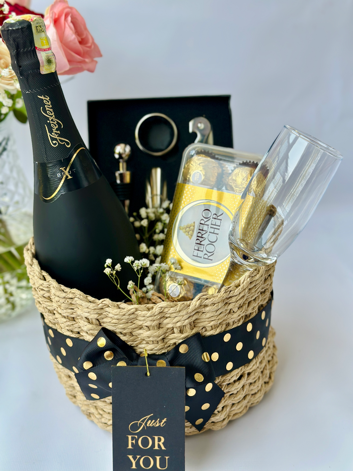 Black Diamond Indulgence Basket