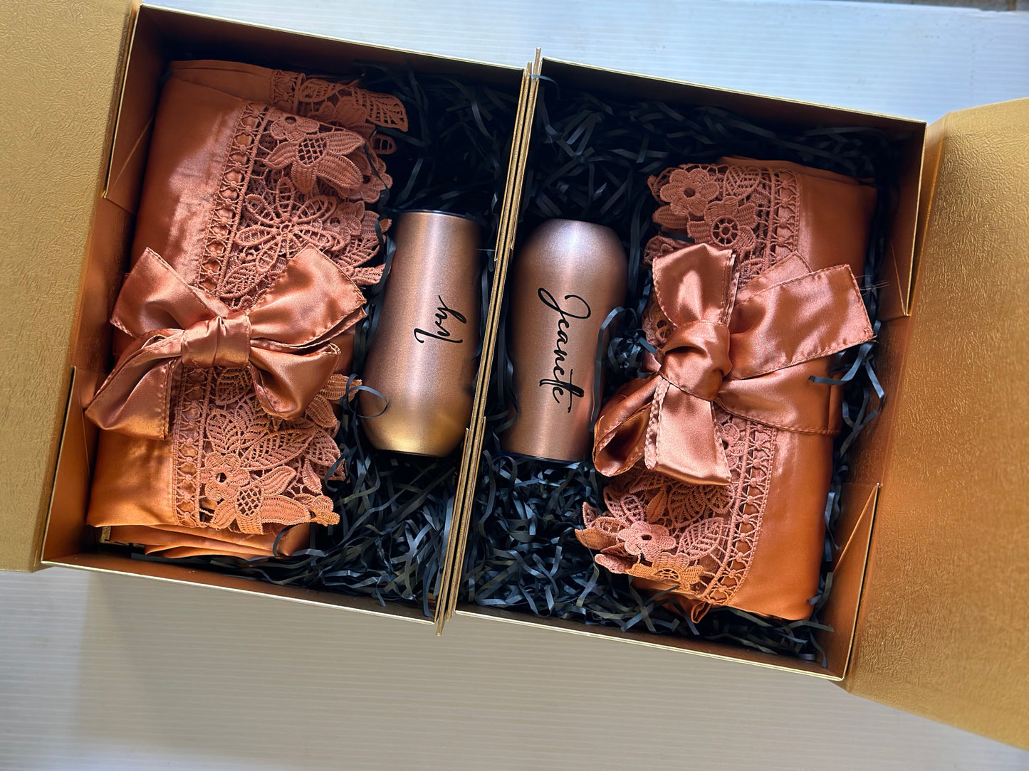 Bride/Bridesmaid Lace Robes