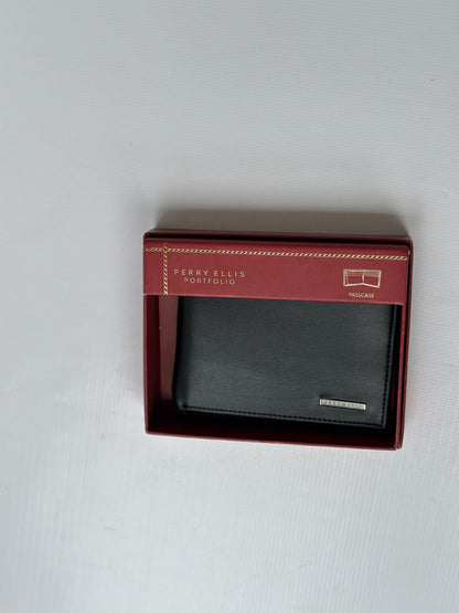 Perry Ellis Portfolio Men's Leather Wallet - Premium Bifold