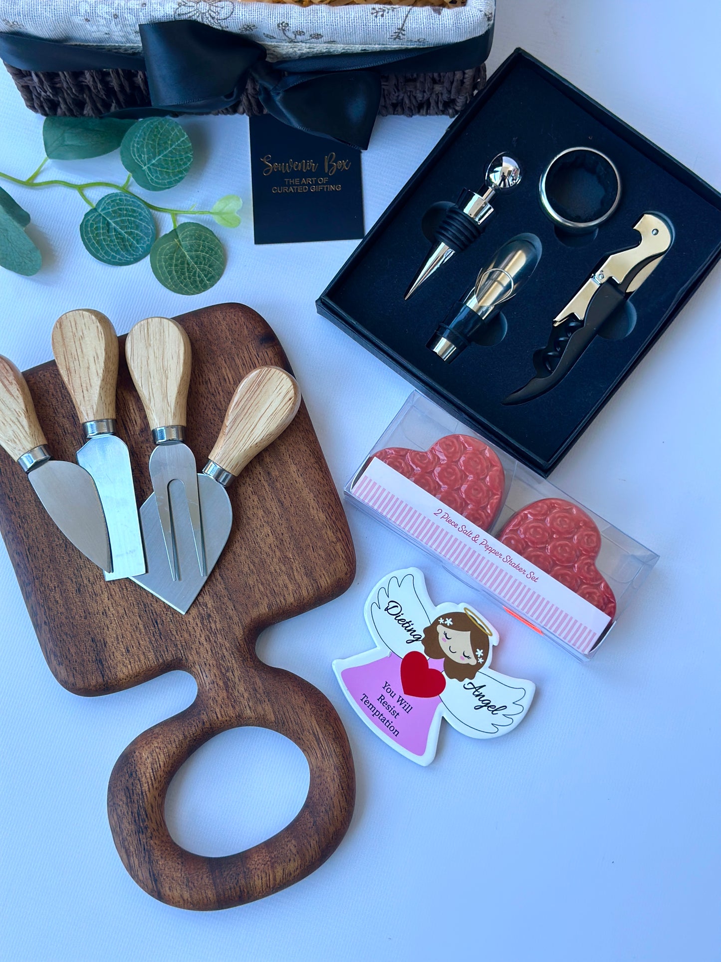 The Gracious Host Gift Set 🏡