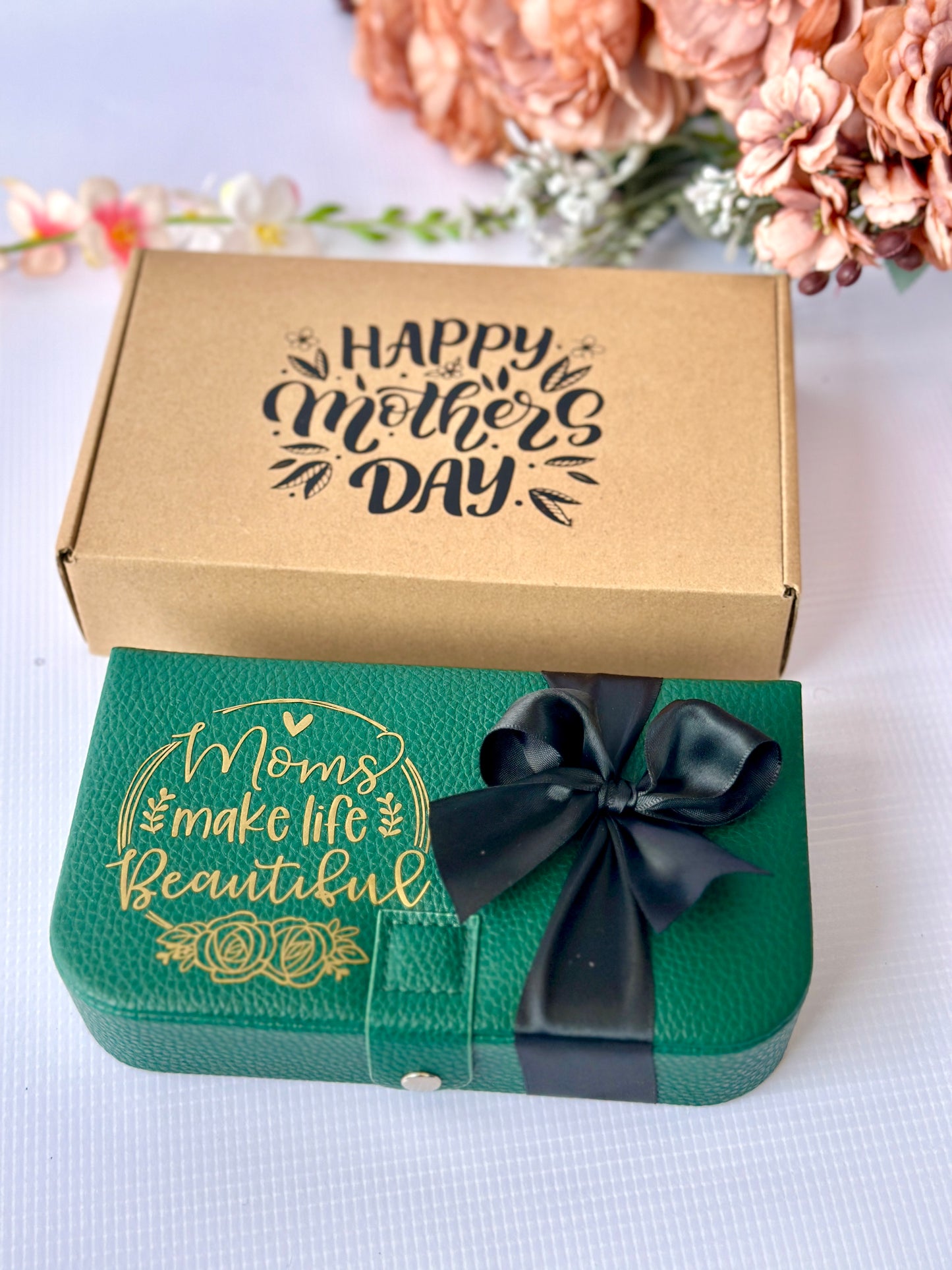 The Amara Jewelry Box