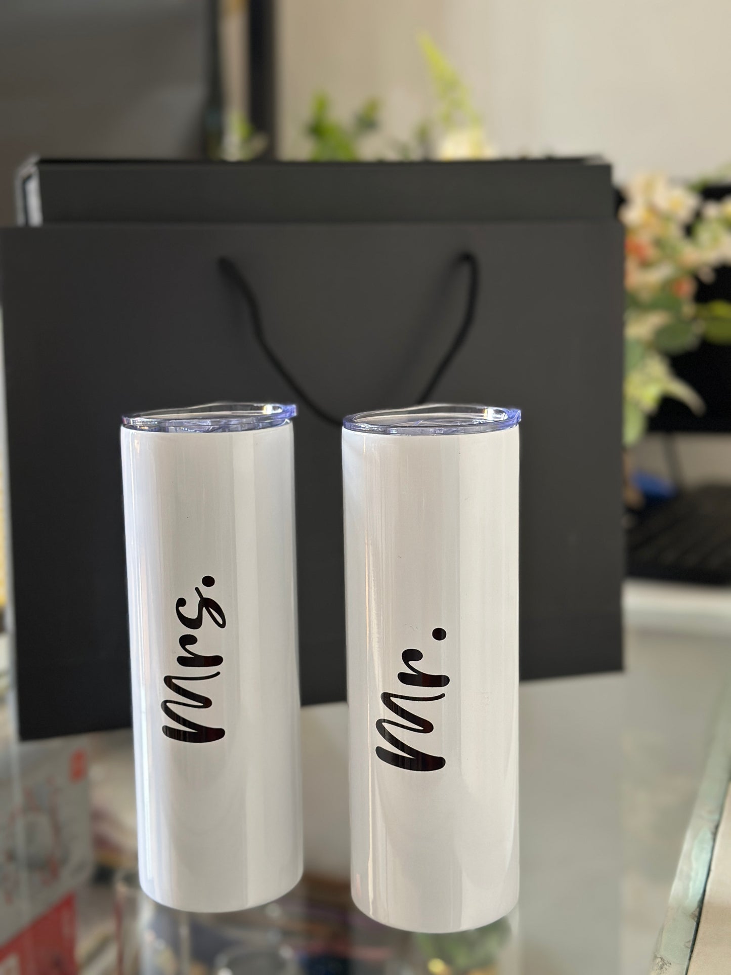 Mr & Mrs Vacuum Mug Set 💕