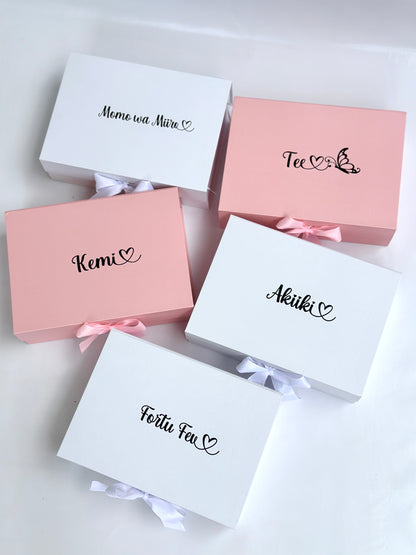 Magnetic Fold box with ribbon