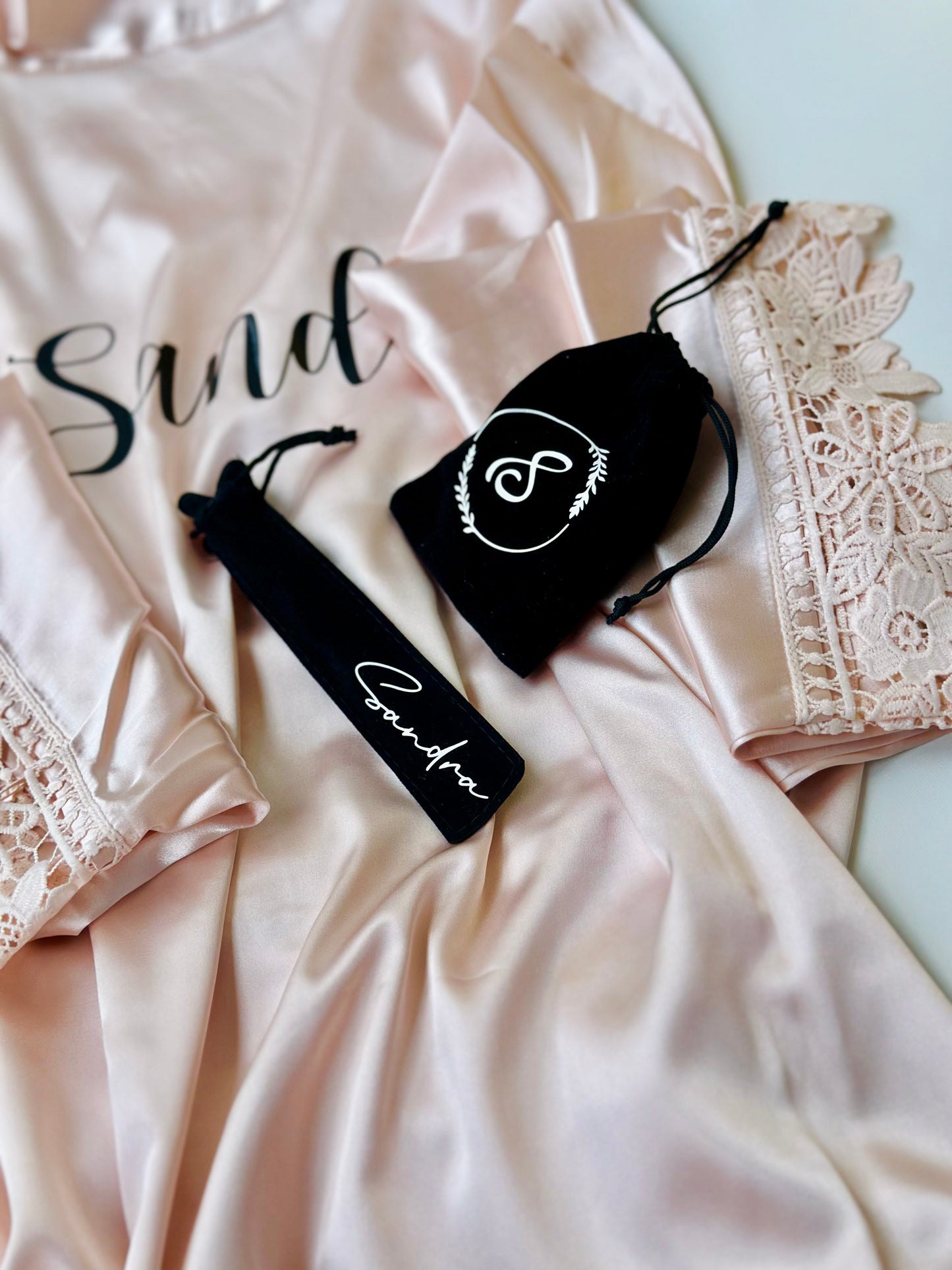 Bride/Bridesmaid Lace Robes