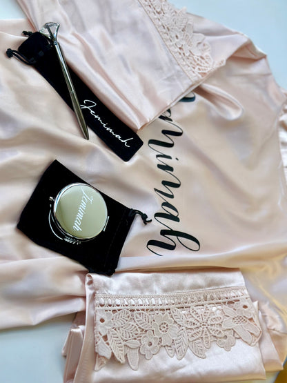 Bridesmaid Lace Robes