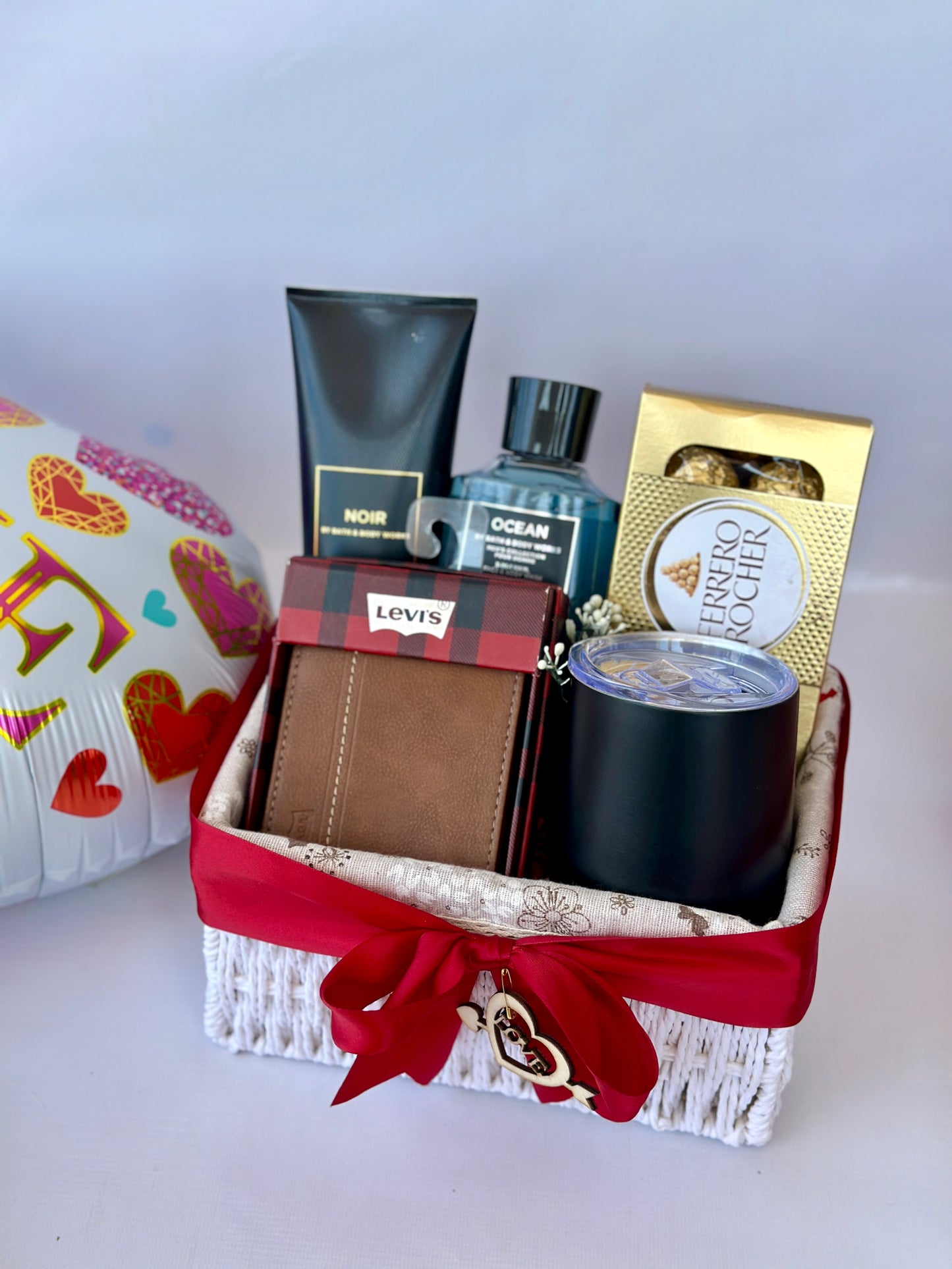 The Gentleman's Essentials Gift Basket